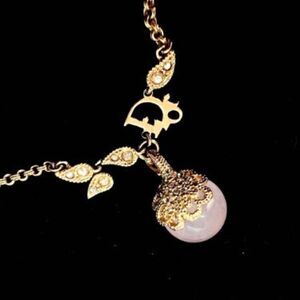 ✨ RARE Authentic Dior Trotter Rose Quartz Gold-Tone delicate Necklace – 16”~20”